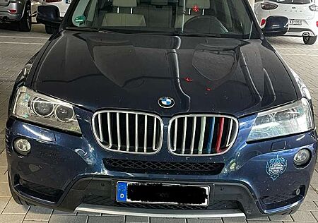 BMW X3 xDrive20d Aut. Pano AHK Leder CarPlay 8-fach