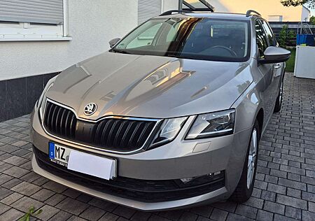 Skoda Octavia Combi 1.6 TDI DSG Style