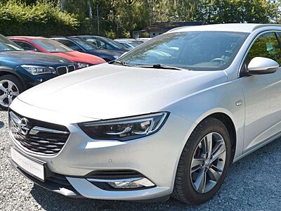 Opel Insignia B Sports Tourer 4x4 Automatik LED Navi