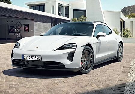 Porsche Taycan GTS Sport Turismo Panoramadach BOSE