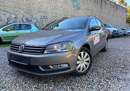 VW Passat Variant Volkswagen Trendline-1.HAND-NAVI-SR-WR