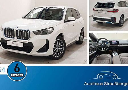 BMW iX1 30 xDrive M Sport ACC AHK PANO KZU QI 2ZK