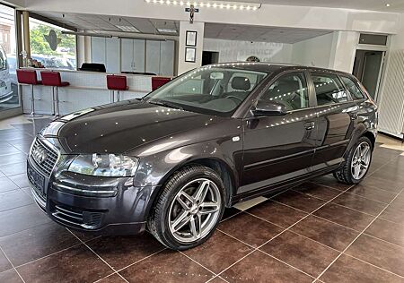 Audi A3 2.0 TDI Attraction*Navi*RFK*TOP Zustand