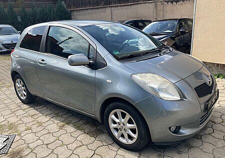 Toyota Yaris 1,3 Automatik, Klima, AHK, Alu