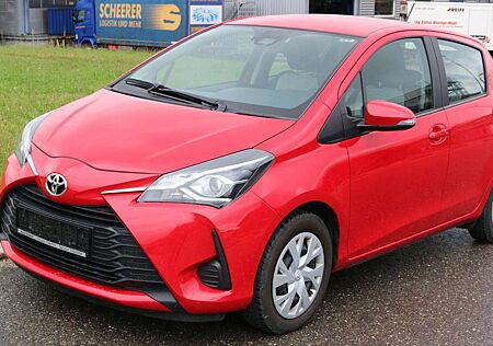Toyota Yaris Comfort, AHK