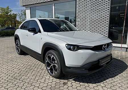 Mazda MX-30 R-EV Makoto Plug-in-Hybrid 360-Monitor Bose Matrix