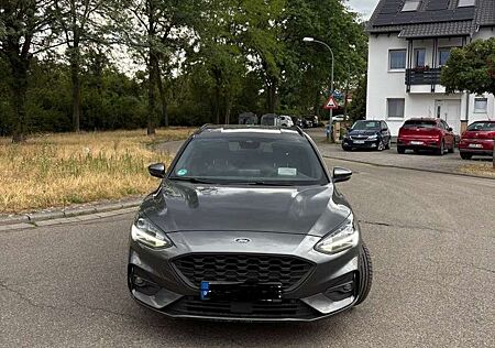 Ford Focus ST-Line X