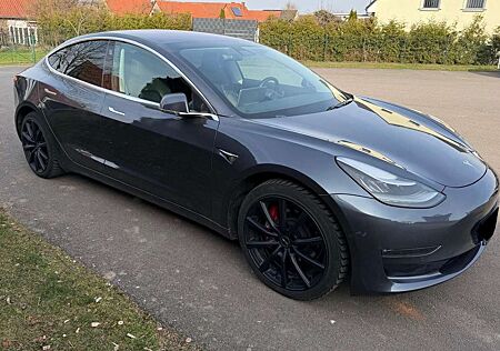 Tesla Model 3 Langstreckenbatt. Allradantrieb Dual Motor