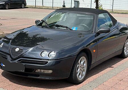 Alfa Romeo Spider 2.0 16V Twin Spark