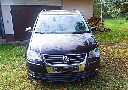 VW Touran Volkswagen 1.4 TSI DSGConceptline