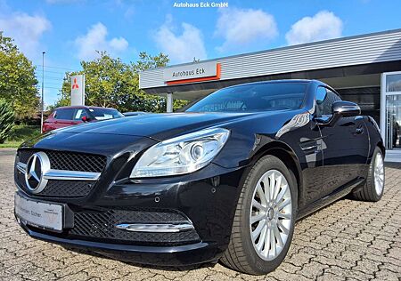 Mercedes-Benz SLK 200 *Cabrio,Leder,PDC V+H,TSR,Sitzh*