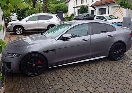 Jaguar XE P250 Aut. R-Dynamic SE
