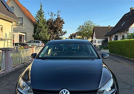 VW Golf Volkswagen 2.0 TDI Allstar Top Gepflegt