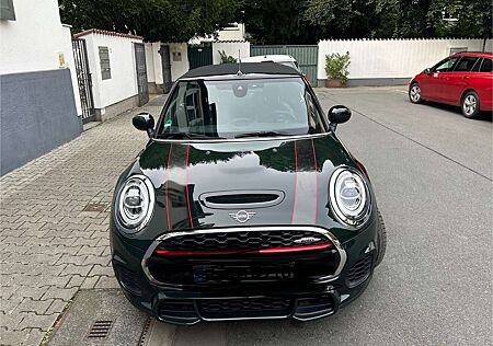 Mini John Cooper Works Cabrio +John+Cooper+Works+Cabrio+Aut.