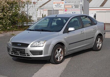 Ford Focus 1,6TDCi 80kW Limousine -TÜV 03/2027