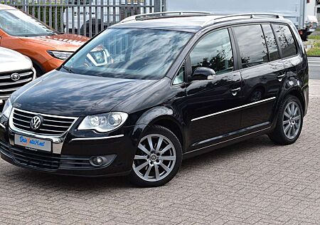 VW Touran Volkswagen Highline DSG| Bi-Xenon| PDC|AHK|Tempo.|BC