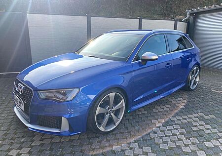 Audi RS3 Sportback S tronic RS-Abgasanlage kein OPF