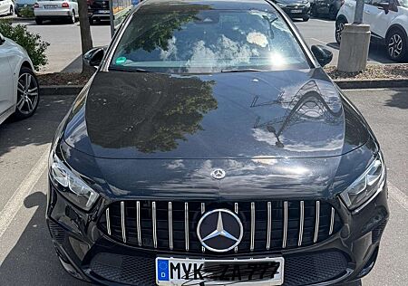 Mercedes-Benz A 180