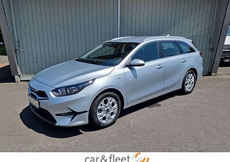 Kia XCeed Ceed SW / cee'd SW cee'd SW Vision Navi SiHz PDC RFK ACC DAB