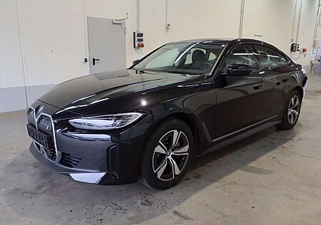 BMW i4 eDrive40 Gran Coupe Ambiente DAB+ LED Light