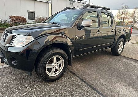 Nissan Navara Double Cab PLATINUM 4X4 LB