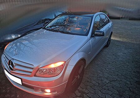 Mercedes-Benz C 180 CGI Automatik BlueEFFICIENCY