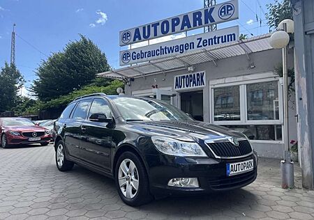 Skoda Octavia 1.6 TDI Elegance Combi*Navi*Leder*Xenon