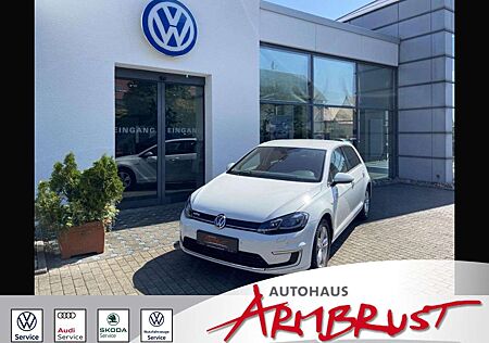 VW Golf gebraucht kaufen VW Golf Volkswagen e- 100KW (136 PS) 1-Gang-Automatik Bluetooth