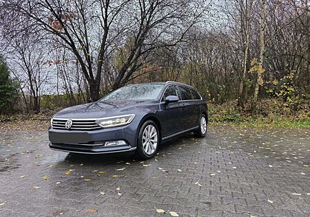 VW Passat Variant Volkswagen 2.0 TDI SCR 4Motion DSG (BMT) Highline