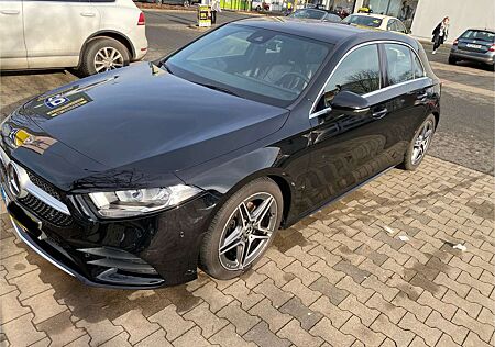 Mercedes-Benz A 180 7G-DCT AMG Line