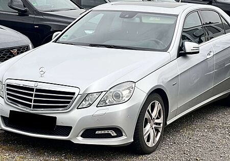 Mercedes-Benz E 250 CGI BE #Avantgarde#Navi#Schiebed#Xenon