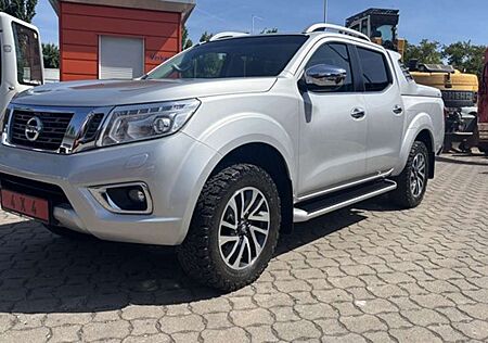 Nissan Navara gebraucht kaufen Nissan Navara Tekna Double Cab 4x4 Heckdeckel Keyless RFK