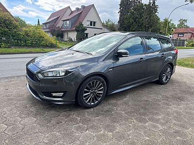Ford Focus ST-Line 1.5 TDCi Euro6 88KW *Navi*