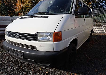 VW T4 Volkswagen 2.5 TDI Caravelle