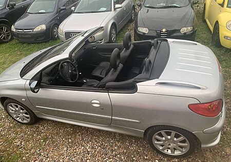 Peugeot 206 PeugeotCabriolet+Automatik+1Jahr Garantie