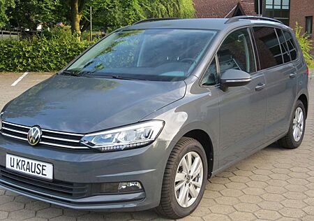 VW Touran Volkswagen Comfortline Kamera LED