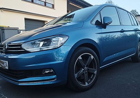 VW Touran Volkswagen 1.2 TSI (BlueMotion Technology) SOUND