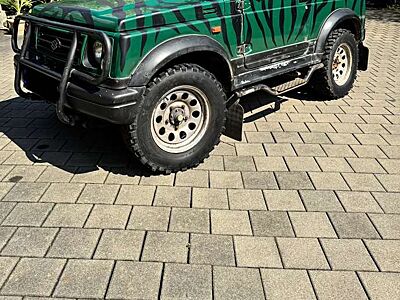 Suzuki Samurai