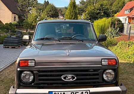 Lada Niva Legend 2131 - 5 Türer