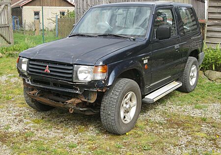Mitsubishi Pajero 2500 TD Servo AHK