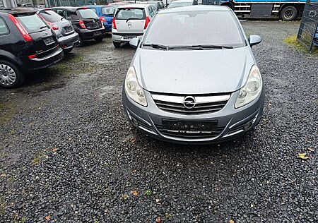 Opel Corsa Edition Klima TÜV neu erst 169000