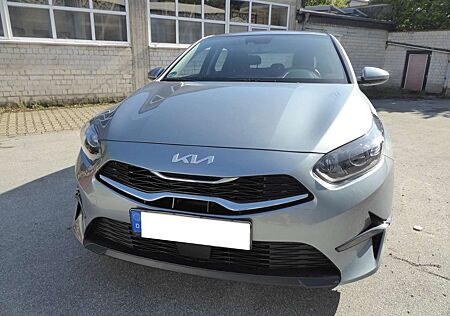 Kia Cee'd Ceed / Vision Garantie -01/30 1. Hd PDC Kamera Navi