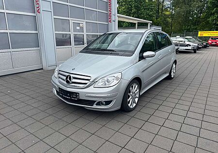 Mercedes-Benz B 200 CDI**1.HAND+KLIMA+AHK**