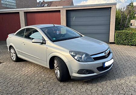 Opel Astra Cosmo Caprio elektrisch Verdeck