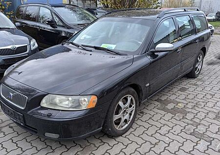 Volvo V70 2.4 D*Alufelgen*Tüv:12/2024*