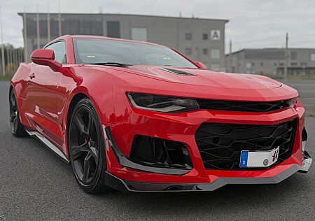 Chevrolet Camaro gebraucht kaufen Chevrolet Camaro Coupe 6.2 V8 Aut. / EU-Modell / Unfallfrei