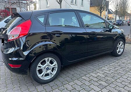 Ford Fiesta 5-Türer 1.25 SYNC Edition