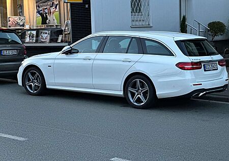 Mercedes-Benz E 300 de T 9G-TRONIC AMG Line