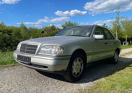 Mercedes-Benz C 220 b Automatik Lim. Tüv=Neu! 2.Hand 144T-Km VB