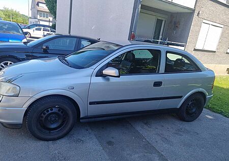 Opel Astra 1.6